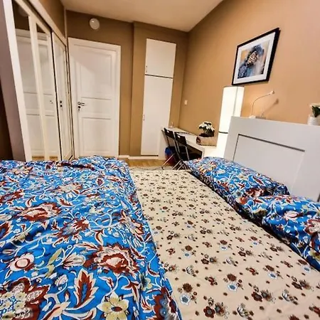 Private In Centre, Shared Appartment, Free Parking Apartamento Bergen