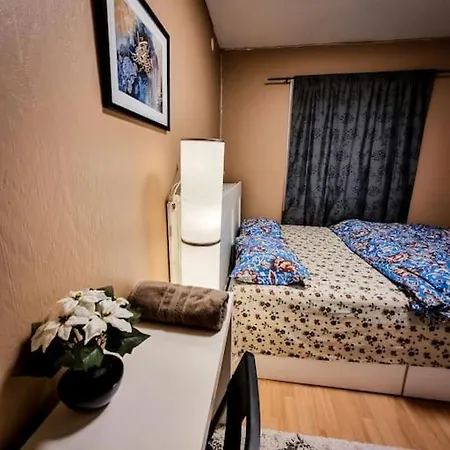 Private In Centre, Shared Appartment, Free Parking